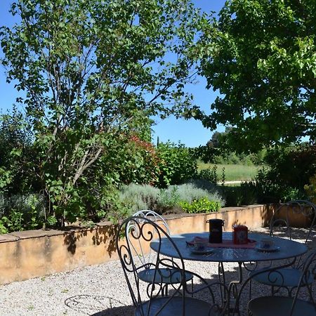 Le Mas Perreal Saint-Saturnin-lès-Apt Dış mekan fotoğraf