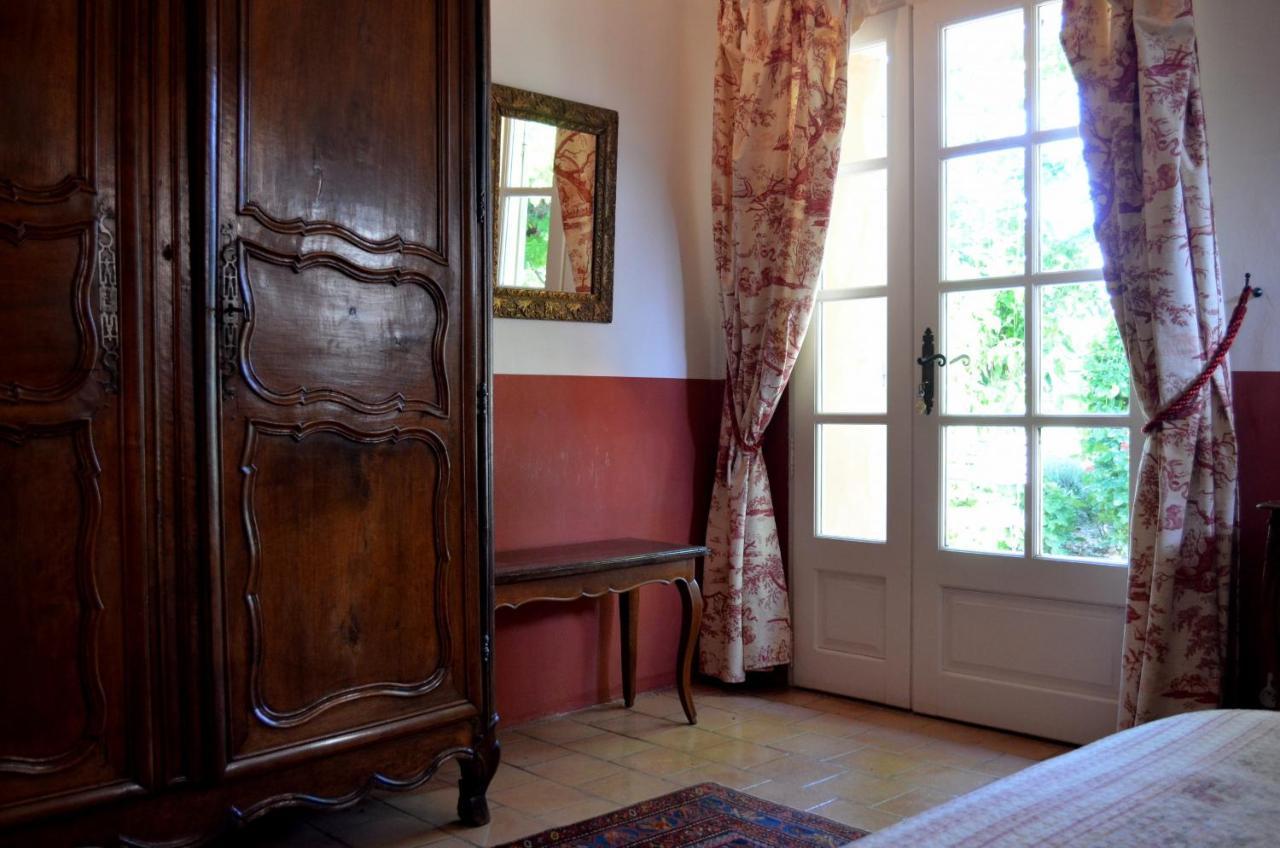 Le Mas Perreal Saint-Saturnin-lès-Apt Dış mekan fotoğraf